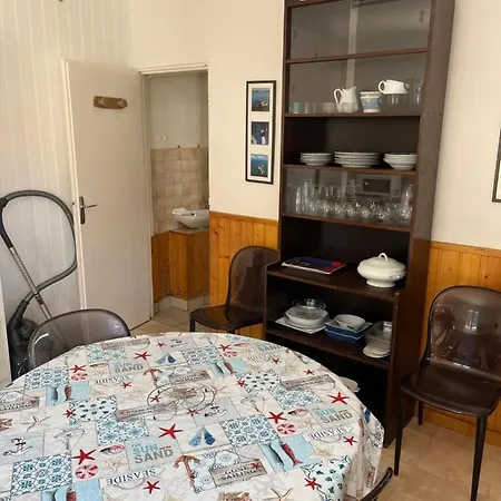 Hébergement de vacances Petite Maison Au Coeur Du Village